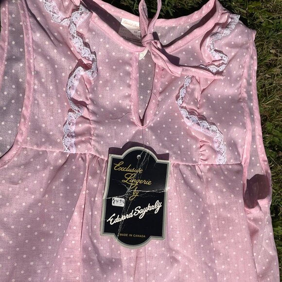 Vintage Deadstock NEW WITH TAGS Teen/Tween 1970s Nightgown - Picture 2 of 6